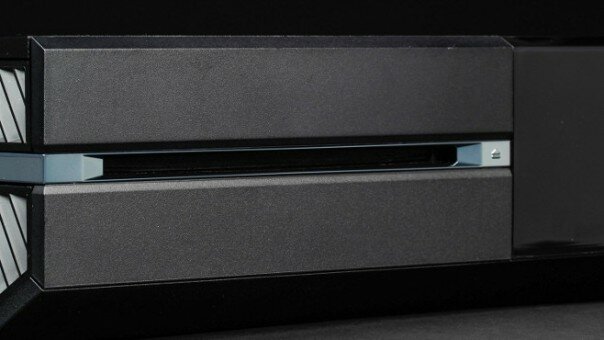 Пользователи Xbox One столкнулись с проблемой привода + Видео